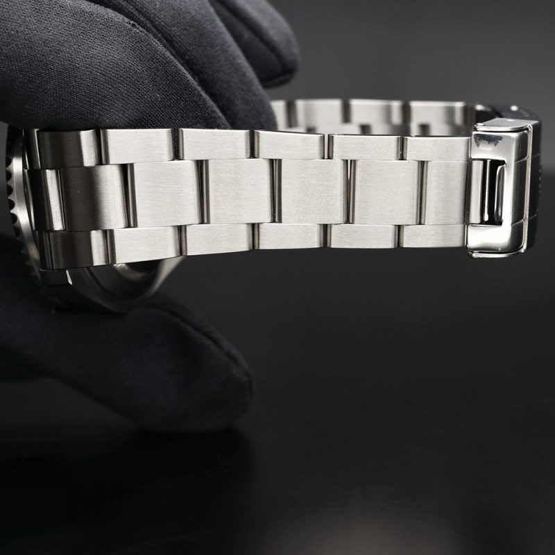 2005 Rolex Sea-Dweller 16600 Box Papers and RSC - Image 10