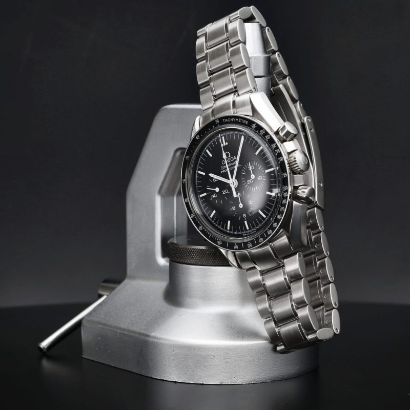 1998 Omega Speedmaster Professional Moonwatch ref. 35705000 with Original Box and Card. Serviced - Image 9