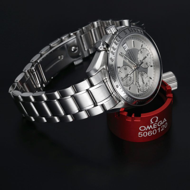 2004 Omega Speedmaster Data Reduced 35133000 Automatico Acciaio 39mm Quadrante Argento con Scatola e Garanzia Originale Revisionato Omega - immagine 7
