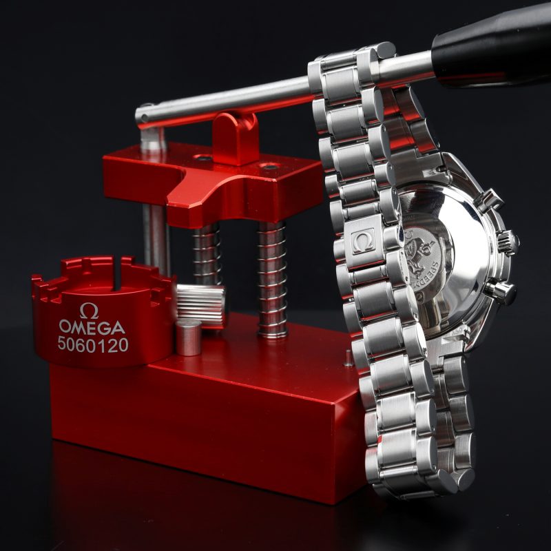 1997 Omega Speedmaster Date Automatic 35135000 Overhauled by Omega Authorized Service Center - Image 6