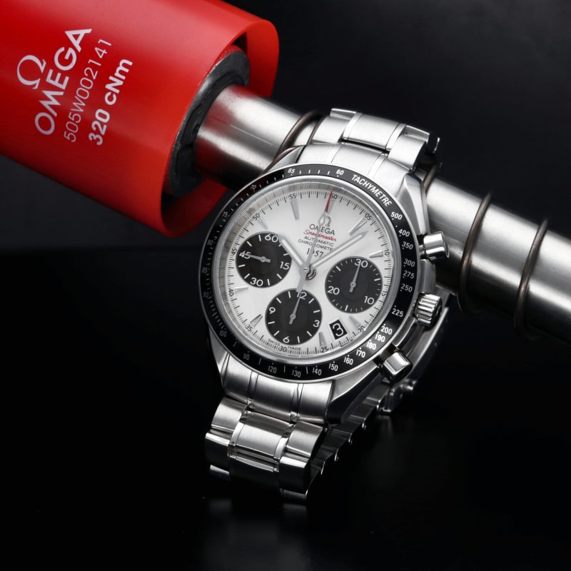 2014 Omega Speedmaster Data 1957 "Panda" 32330404002001 Edizione Limitata - immagine 4