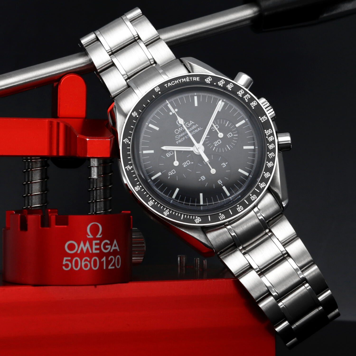 Omega speedmaster top 35705000