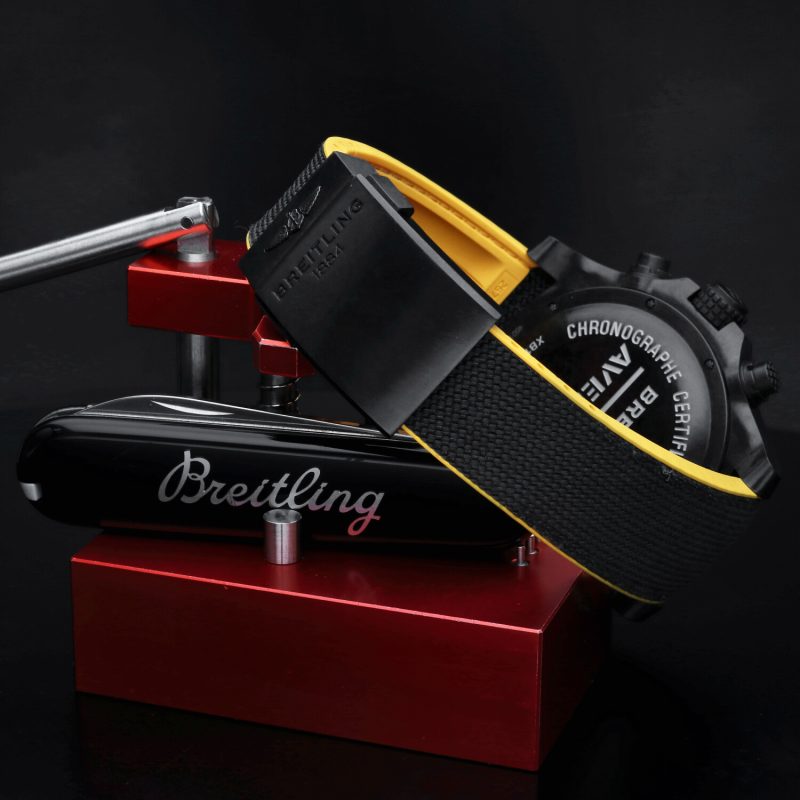 2016 Breitling Avenger Hurricane 24H ref. XB1210E4/BE89 with Box and Papers - Breitling Service - Image 7