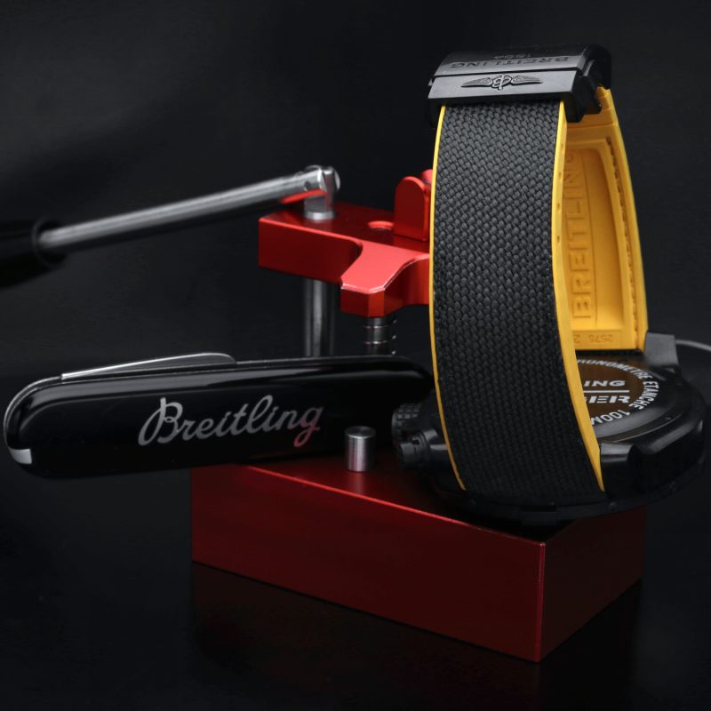 2016 Breitling Avenger Hurricane 24H ref. XB1210E4/BE89 with Box and Papers - Breitling Service - Image 8