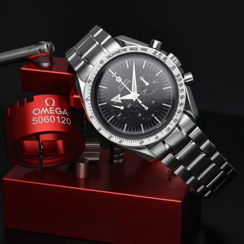 1998 ca. Omega Speedmaster Replica 57 Broad Arrow ref. 35945000 con Scatola e Garanzia Originale - immagine 5