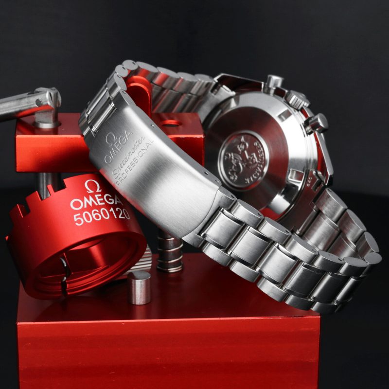 1998 ca. Omega Speedmaster Replica 57 Broad Arrow ref. 35945000 con Scatola e Garanzia Originale - immagine 7