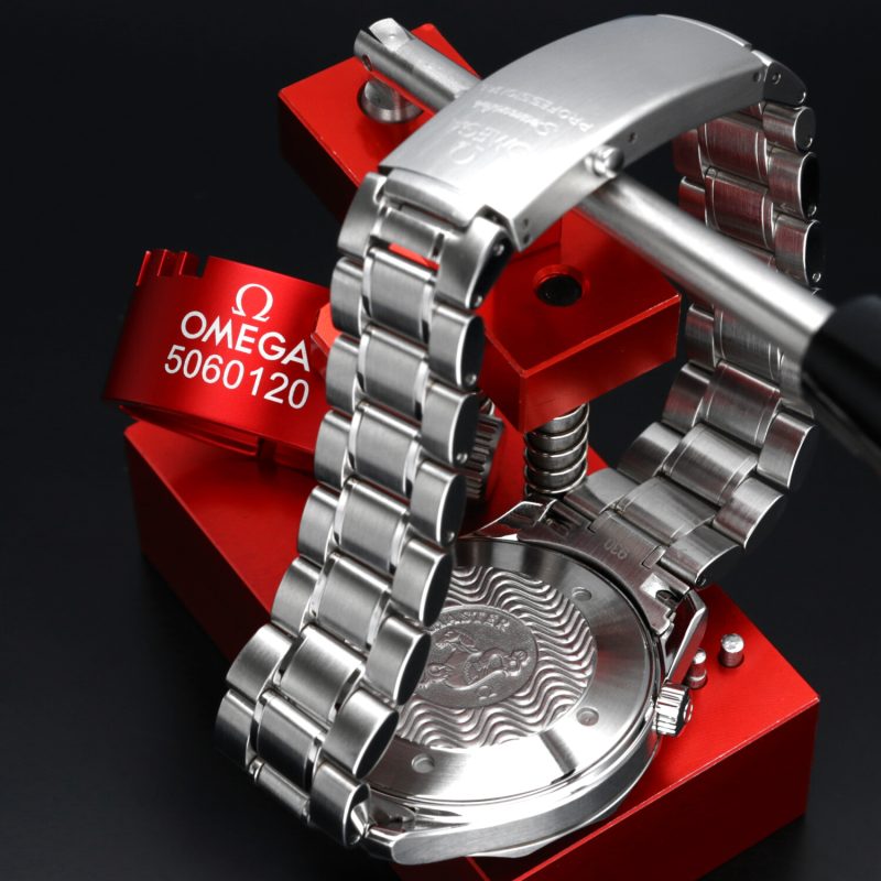 2007 Omega Seamaster Professional 300M 22645000 Quartz 41mm Black Wave Dial with Original Omega Box and Warranty - Image 9