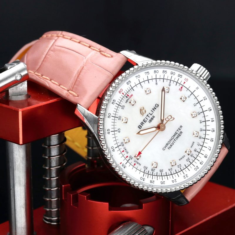 Breitling Lady Navitimer 35 ref. A17395211A1P3 Nuovo, mai indossato - immagine 5