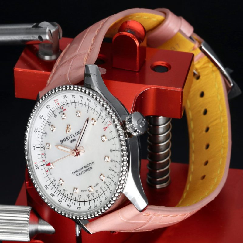 Breitling Lady Navitimer 35 ref. A17395211A1P3 Nuovo, mai indossato - immagine 6