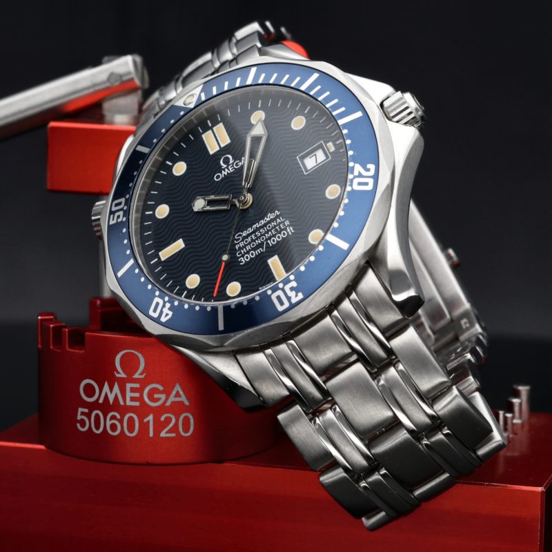 Omega ref. 25318000 Bond Seamaster 300M Automatico 41 mm - immagine 7