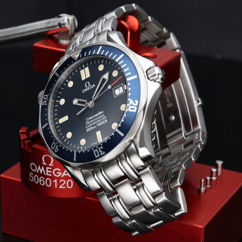 Omega ref. 25318000 Bond Seamaster 300M Automatico 41 mm - immagine 6