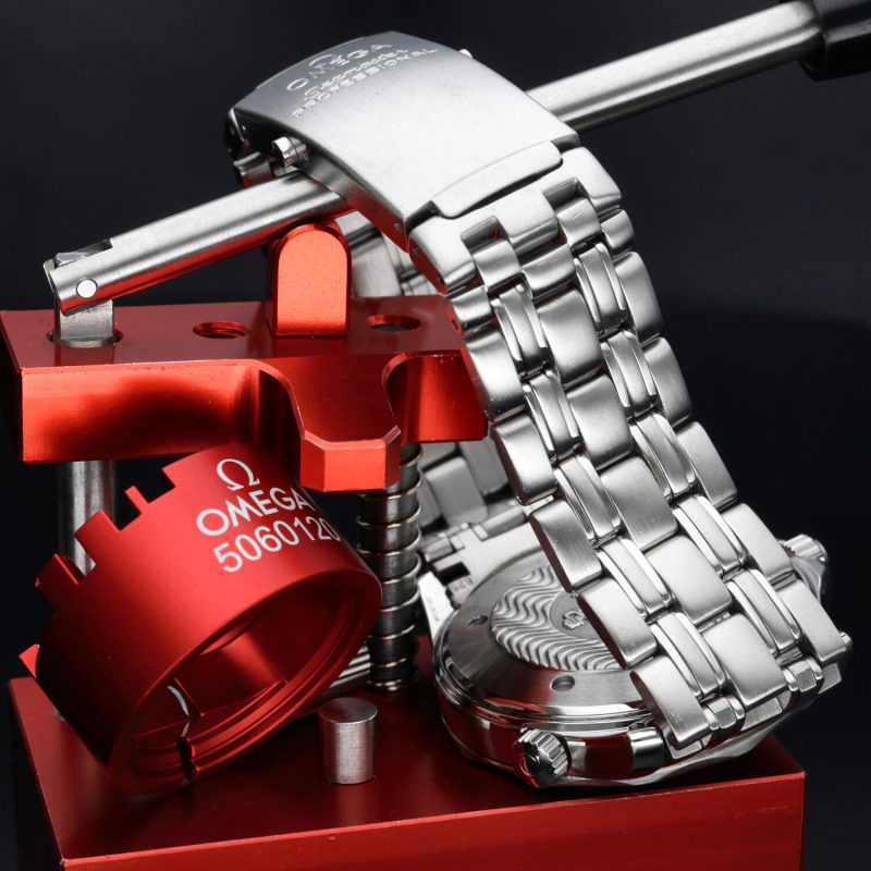 Omega ref. 25318000 Bond Seamaster 300M Automatico 41 mm - immagine 9