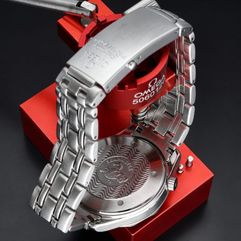 Omega ref. 25318000 Bond Seamaster 300M Automatico 41 mm - immagine 10