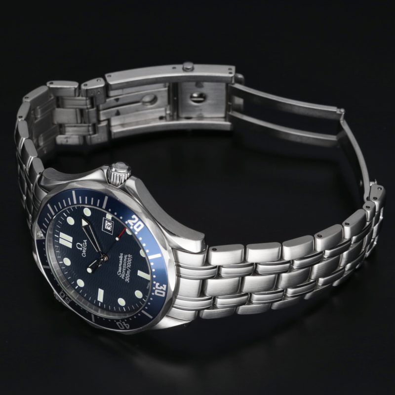2001 ca. Unpolished Omega ref. 25418000 Bond Seamaster Diver 300M Quartz 41 mm. with Cards - Image 16
