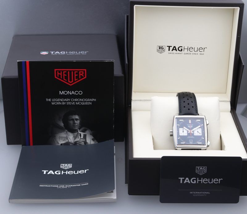 2017 TAG Heuer CAW211P.FC6356 Monaco Steve McQueen, Scatola, Libretto, Garanzia - immagine 16