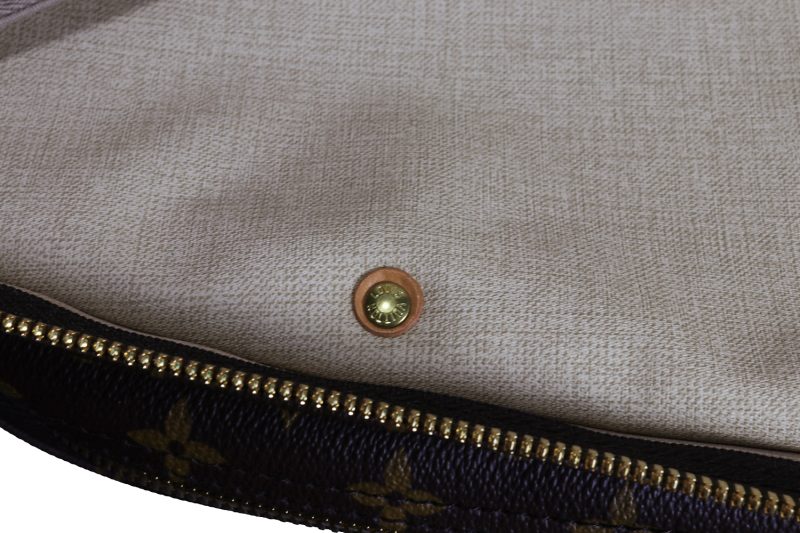 Pre-Loved Borsa da Viaggio Louis Vuitton Alize M41392 Tela Monogram Marrone - immagine 20