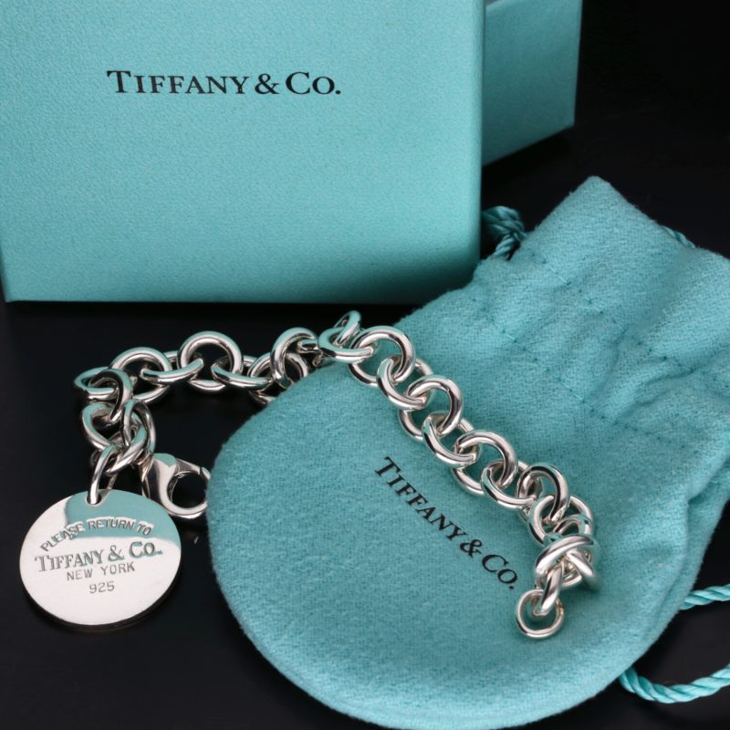 Pre-Loved Tiffany & Co. Return to Tiffany Charm Bracelet Silver 925 - Image 5