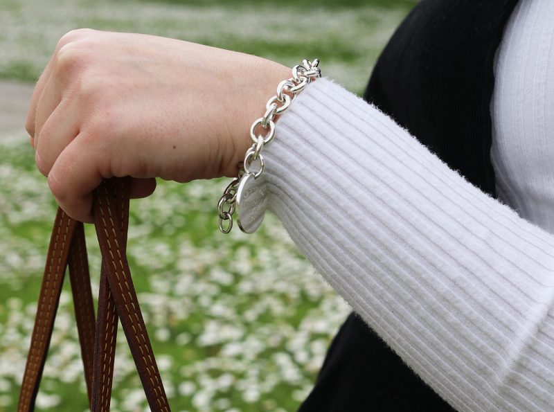 Pre-Loved Tiffany & Co. Return to Tiffany Charm Bracelet Silver 925 - Image 9