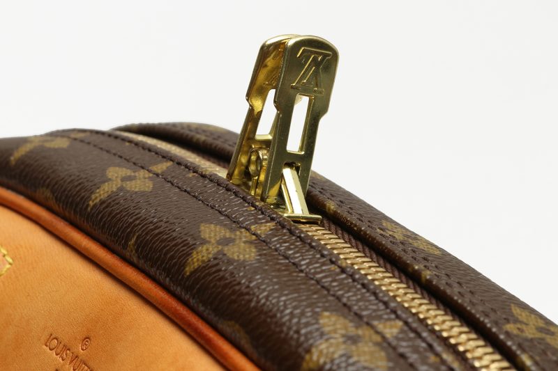 Louis Vuitton Trouville M42228 Monogram Canvas Handbag - Image 15