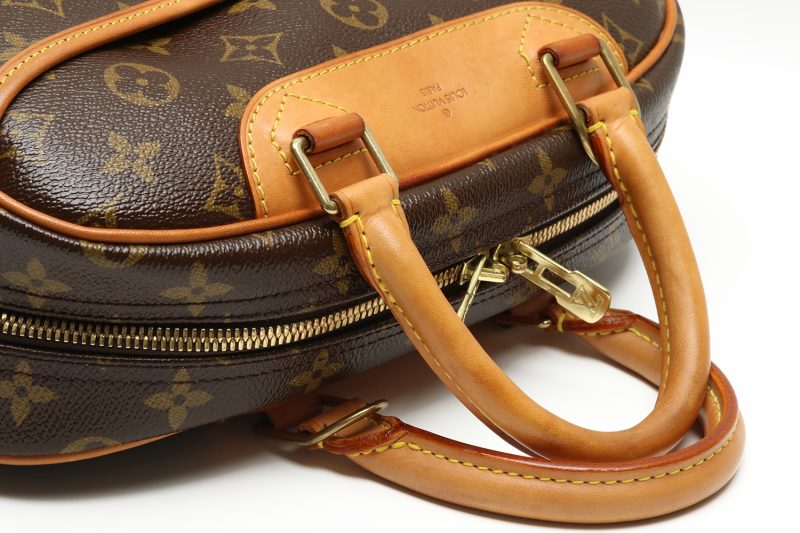 Louis Vuitton Trouville M42228 Monogram Canvas Handbag - Image 19