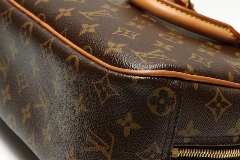 Louis Vuitton Trouville M42228 Monogram Canvas Handbag - Image 12