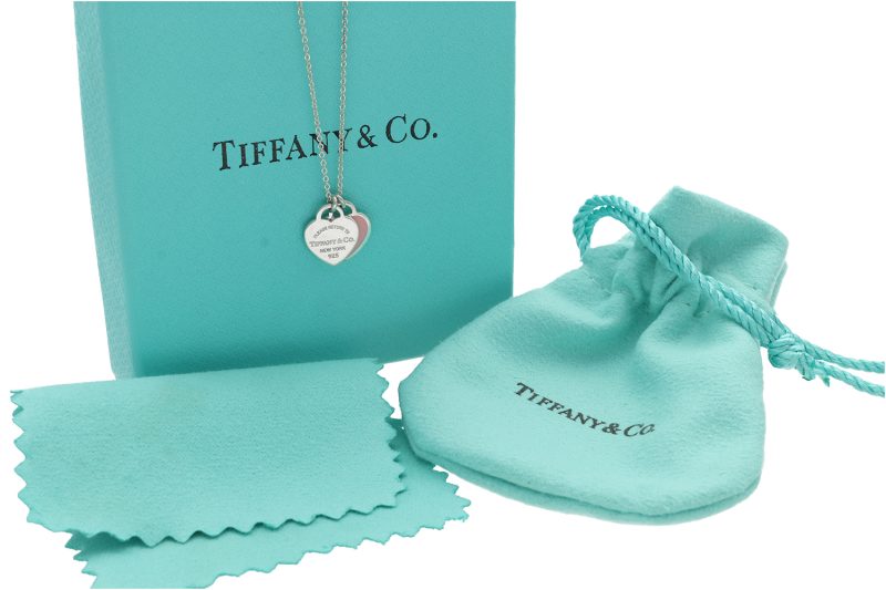 Tiffany & Co. Collezione Return to Tiffany Collana Argento con Doppio Pendente a Forma di Cuore - immagine 5
