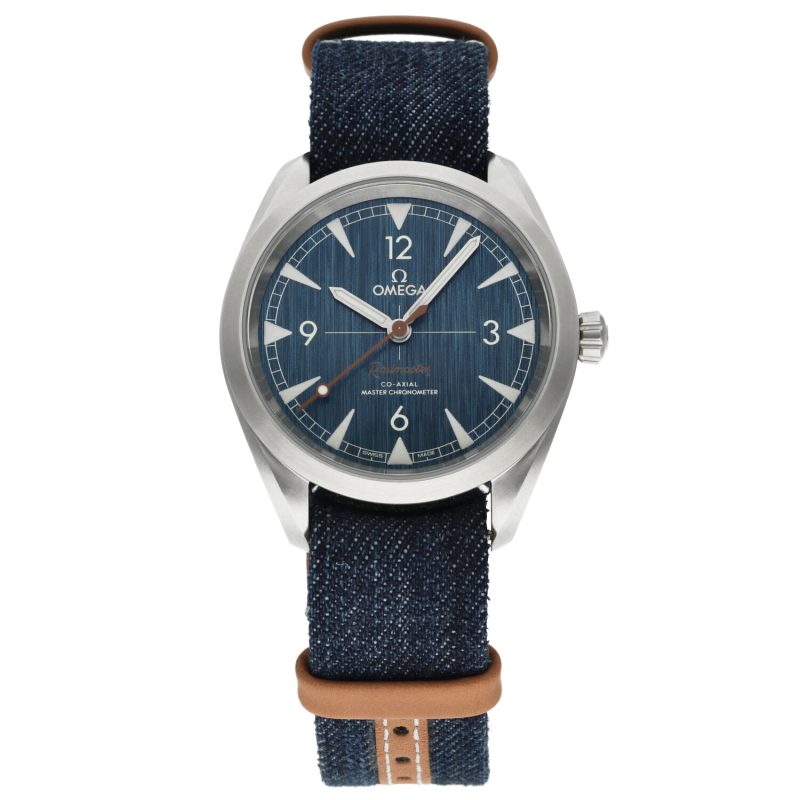 ca. 2020 New Unworn Omega ref. 22012402003001 Seamaster Railmaster Co-Axial Chronometer 40 mm Jeans Dial Full-set - Image 3