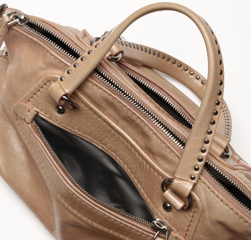 Miu Miu 2 Way Borsa a Mano Borsa a Spalla in Pelle - immagine 19