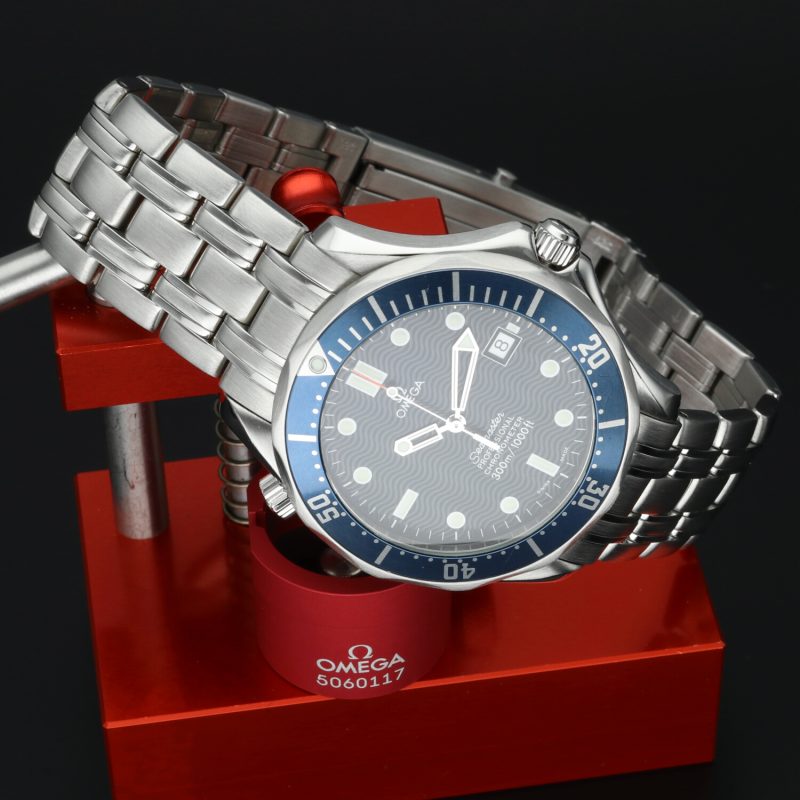 circa 1999 Omega Seamaster 300M "Bond" 25318000, 41mm - Certified Omega Service - Image 4
