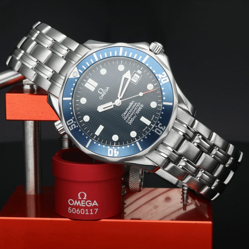 circa 1999 Omega Seamaster 300M "Bond" 25318000, 41mm - Certified Omega Service - Image 3