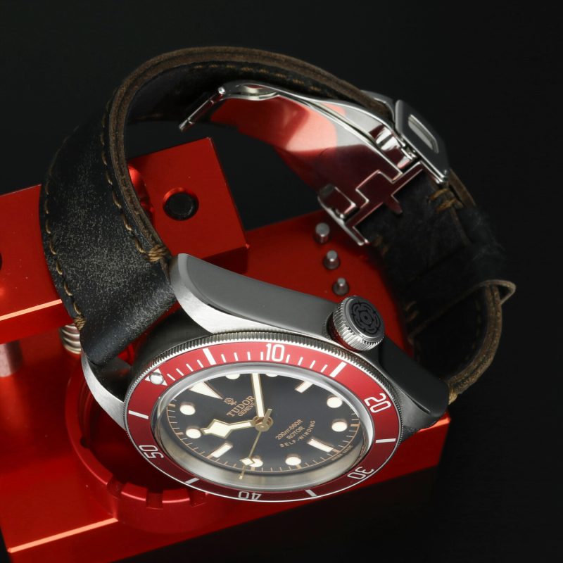 2015 Tudor Heritage Black Bay 79220R Automatic 41mm – Box & Papers, Like New - Image 4