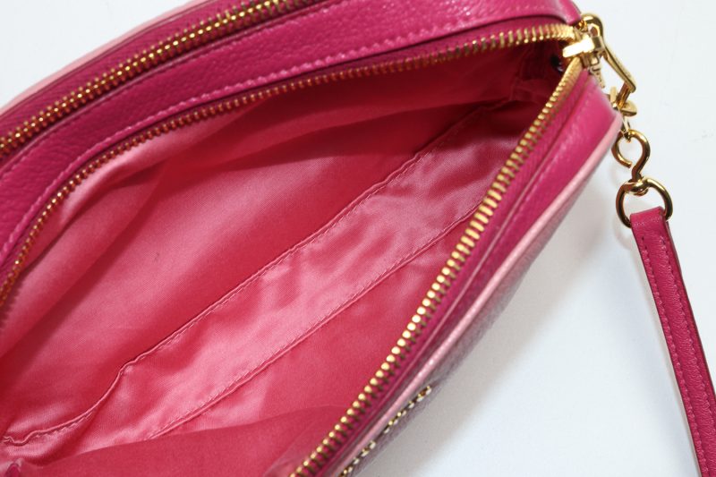 Miu Miu Borsa a Spalla in Pelle Rosa Bicolore - Pre Loved - immagine 19