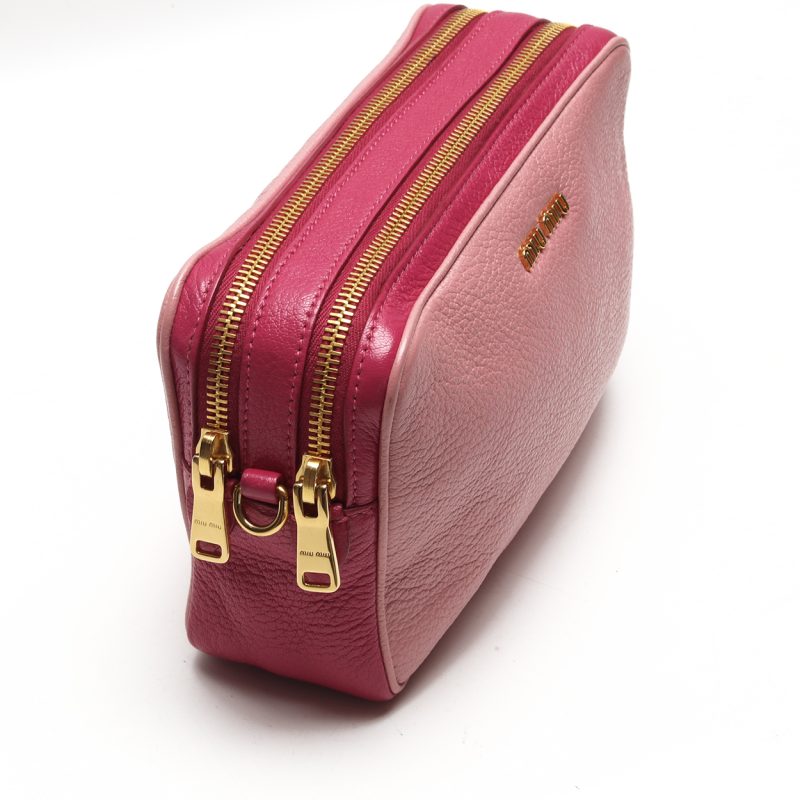 Miu Miu Borsa a Spalla in Pelle Rosa Bicolore - Pre Loved - immagine 13