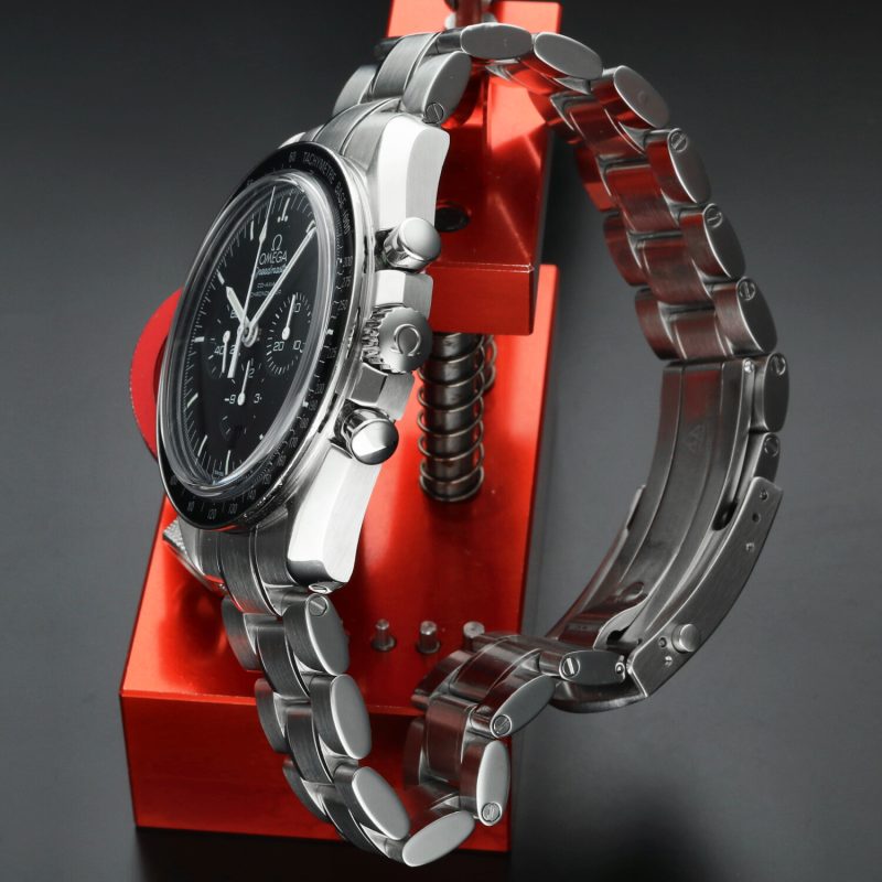 Omega Speedmaster Professional Moonwatch Co-Axial 311.30.44.50.01.002 – Box and Warranty 2015 – Certified Omega Service - Image 4