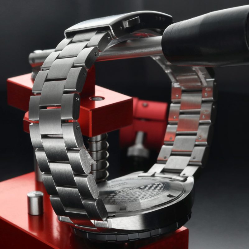 2023 TAG Heuer Formula 1 WAZ1110.BA0875 Quartz 41mm - New & Unworn, Full Set - Image 7