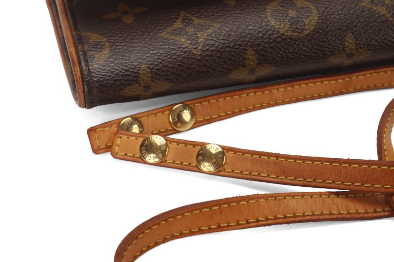 Louis Vuitton Monogram Pochette Twin GM M51852 Pre-Loved 1999 - Image 17