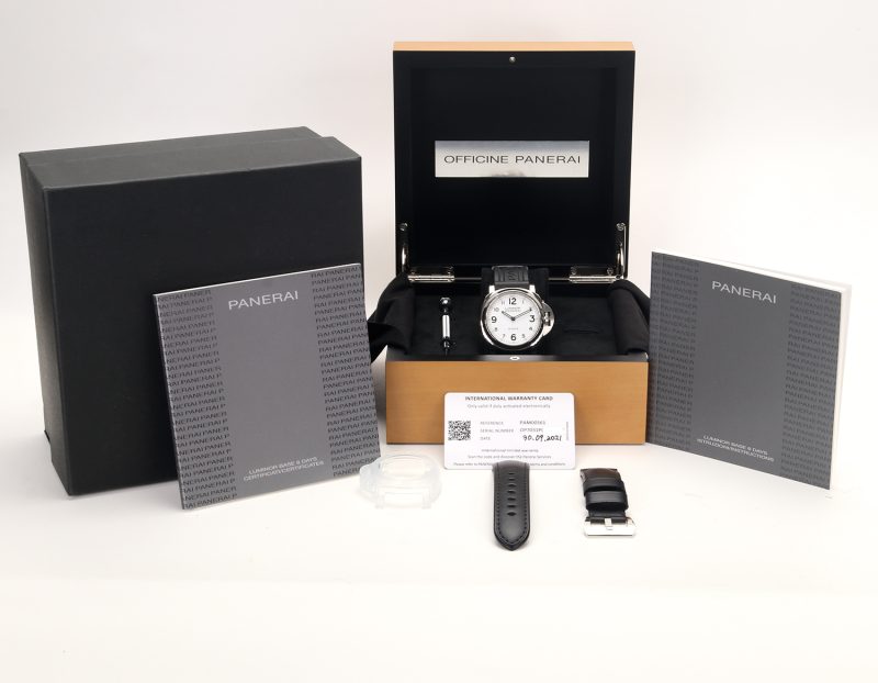 2021 Panerai Luminor Base 8 Days PAM00561 44mm Full-Set - Image 16