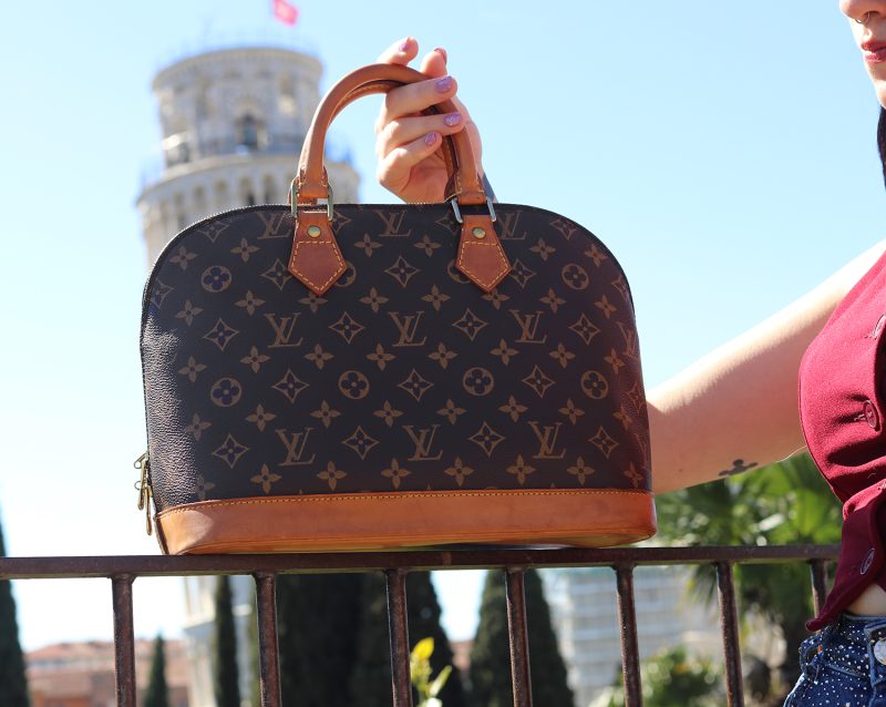 Louis Vuitton Monogram ALMA M51130 Pre-Loved 2001 - Image 5