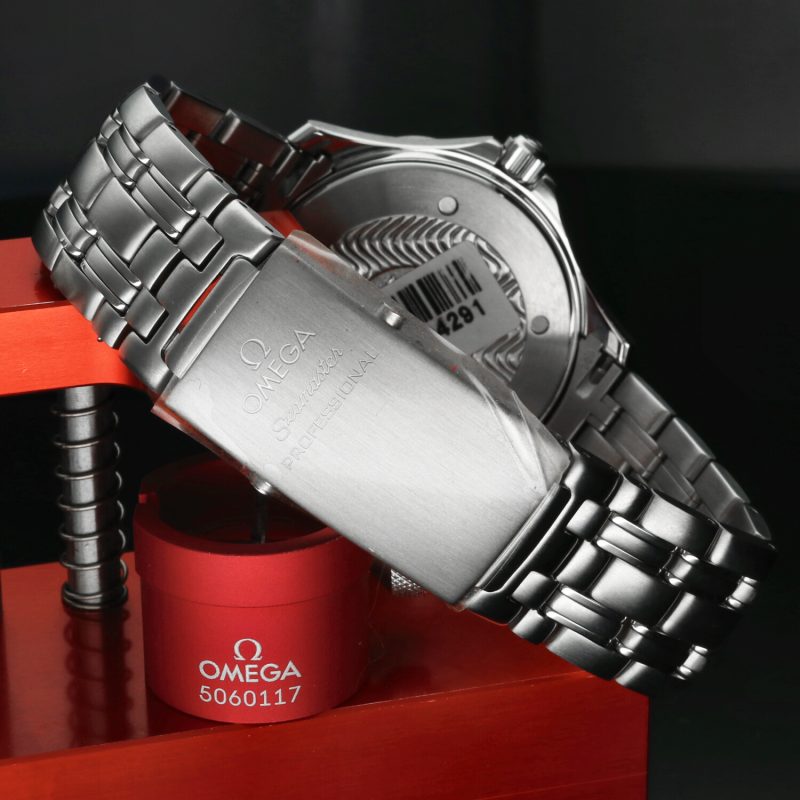2002 Omega Seamaster Professional 300M “Bond” Ref. 2531.80.00 – NOS Condition – Unworn – Full Set - Image 10