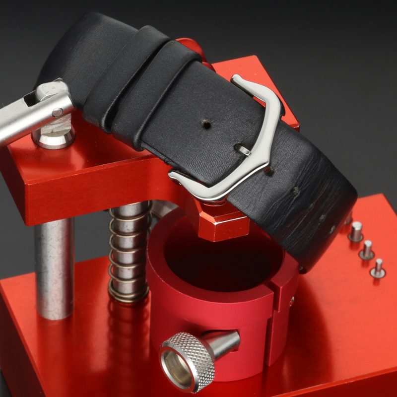 Cartier Tank Must Large WSTA0041 – Orologio 2023 con Cinturino in Raso, Full Set e Garanzia Cartier fino al 2031 - immagine 7