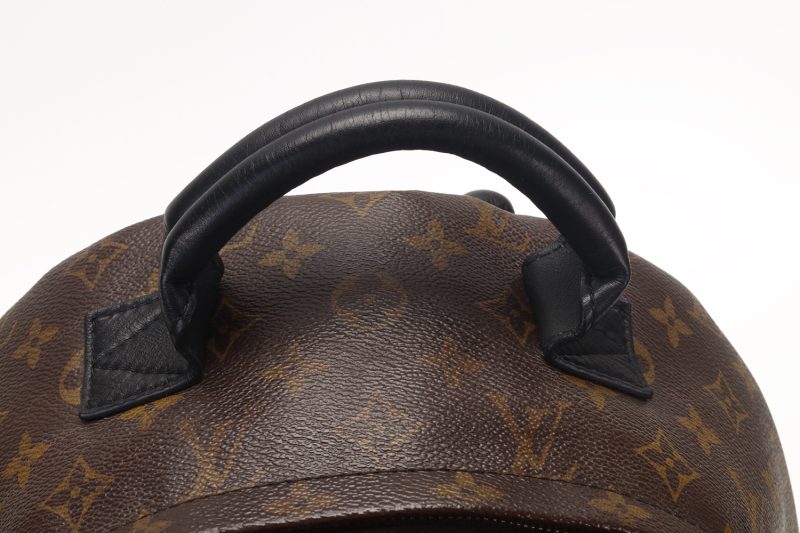 Zaino Louis Vuitton Palm Springs MM ref. M44874 Pre-Loved Verified by Entrupy - immagine 12