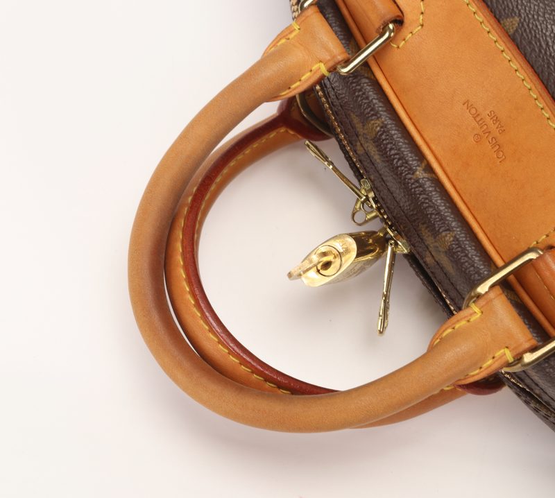 Louis Vuitton Trouville Monogram Canvas M42228 – Borsa Pre-Loved Iconica - immagine 13