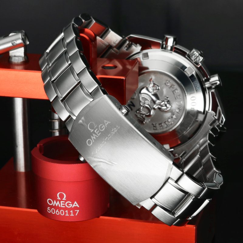 c. 2008 Omega Speedmaster Date “Casino Dial” Ref. 3210.52.00 – NOS Condition – Unworn - Image 7