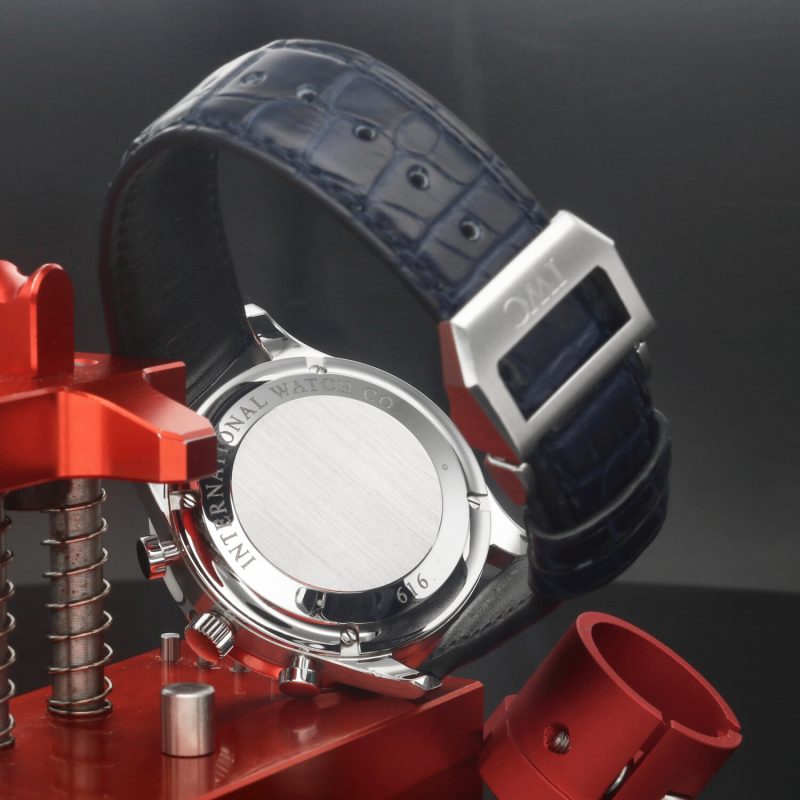 2020 IWC Portuguese Chronograph IW371446 – Quadrante Argento, Lancette Blu, Full Set, Garanzia IWC 2028 - immagine 10
