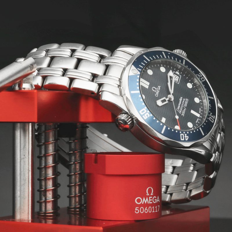 c. 1999 Omega Seamaster 300M 36mm “Bond” Ref. 2561.80.00 – Box & Papers – Unpolished - Image 4