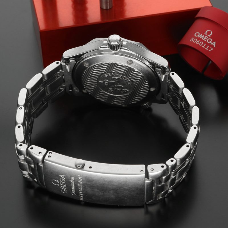 c. 1999 Omega Seamaster 300M 36mm “Bond” Ref. 2561.80.00 – Box & Papers – Unpolished - Image 11