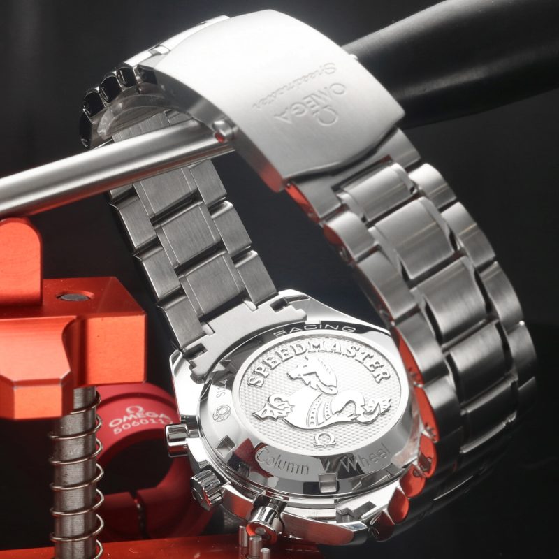 c. 2023 Omega Speedmaster Racing 326.30.40.50.02.001 – New, Full Set, Silver Dial with Teak Effect - Image 10