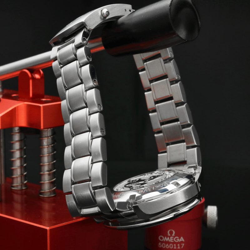 c. 2018 Omega Speedmaster Racing Ref. 326.30.40.50.06.001 – 40mm Anthracite Dial, Full Set, Never Polished - Image 9