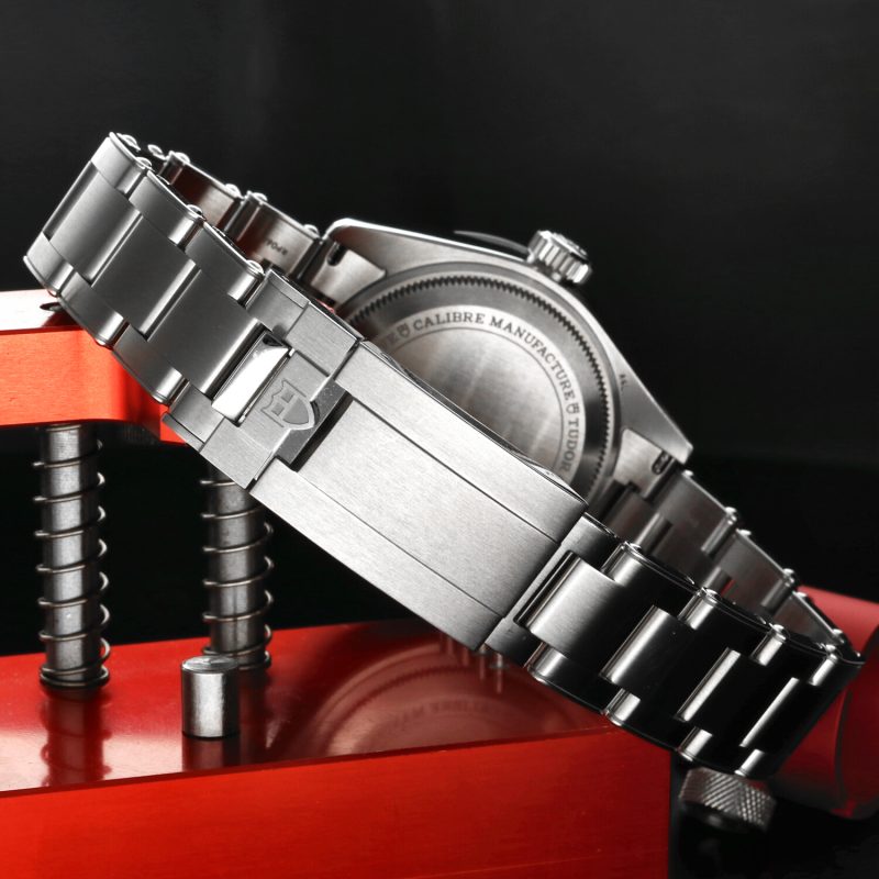 Tudor Black Bay Pro M79470-0001 – GMT Automatico 39mm Acciaio – Full Set 2024 – Condizioni Eccellenti - immagine 6