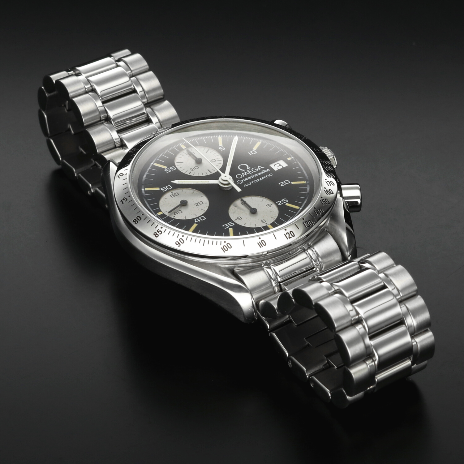 Omega Speedmaster Reduced Date 3511.50.00 “Reverse Panda” – c.1993 – 39mm Steel – Original Box & Accessories – Unpolished Condition - Image 11